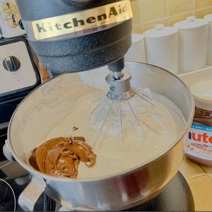 KitchenAid 5.5 Quart Bowl-Lift Stand Mixer In Black Matte, Ksm55Sxxxbm